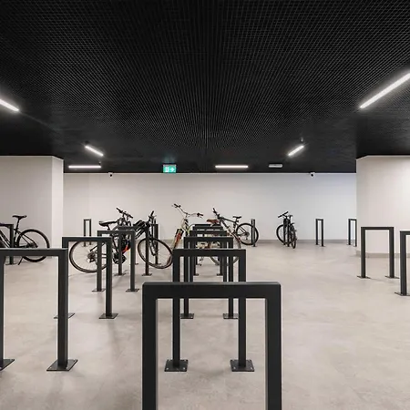 Luksusowe, Klimatyzowane W Centrum Katowic Z Pieknym Widokiem Na Miasto, Wanna Z Hydromasazem, Biurkiem I Parkingiem By Renters Prestige *