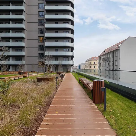 公寓 Luksusowe, Klimatyzowane W Centrum Katowic Z Pieknym Widokiem Na Miasto, Wanna Z Hydromasazem, Biurkiem I Parkingiem By Renters Prestige 卡托维兹