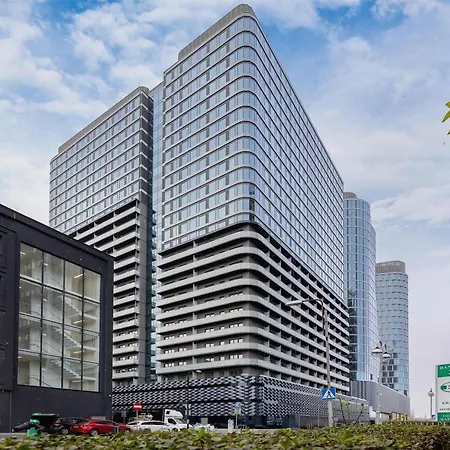 Luksusowe, Klimatyzowane W Centrum Katowic Z Pieknym Widokiem Na Miasto, Wanna Z Hydromasazem, Biurkiem I Parkingiem By Renters Prestige * Katowice