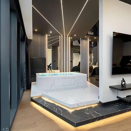 Apartmán Luksusowe, Klimatyzowane W Centrum Katowic Z Pieknym Widokiem Na Miasto, Wanna Z Hydromasazem, Biurkiem I Parkingiem By Renters Prestige