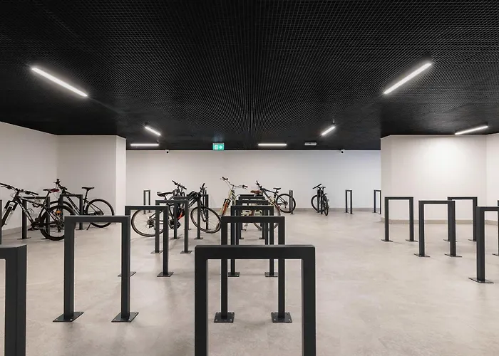 Luksusowe, Klimatyzowane W Centrum Katowic Z Pieknym Widokiem Na Miasto, Wanna Z Hydromasazem, Biurkiem I Parkingiem By Renters Prestige *