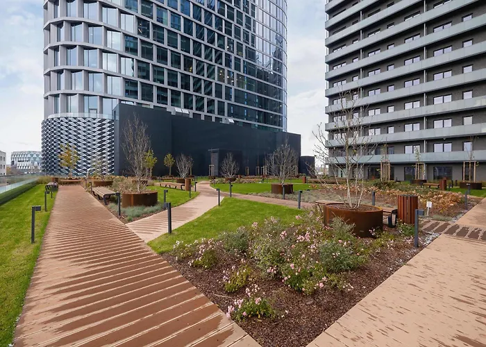 Luksusowe, Klimatyzowane W Centrum Katowic Z Pięknym Widokiem Na Miasto, Wanną Z Hydromasażem, Biurkiem I Parkingiem By Renters Prestige *