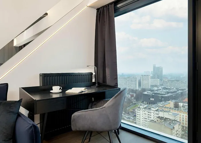 Luksusowe, Klimatyzowane W Centrum Katowic Z Pięknym Widokiem Na Miasto, Wanną Z Hydromasażem, Biurkiem I Parkingiem By Renters Prestige Apartament *