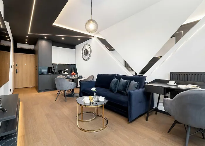 Luksusowe, Klimatyzowane W Centrum Katowic Z Pięknym Widokiem Na Miasto, Wanną Z Hydromasażem, Biurkiem I Parkingiem By Renters Prestige * Katowice